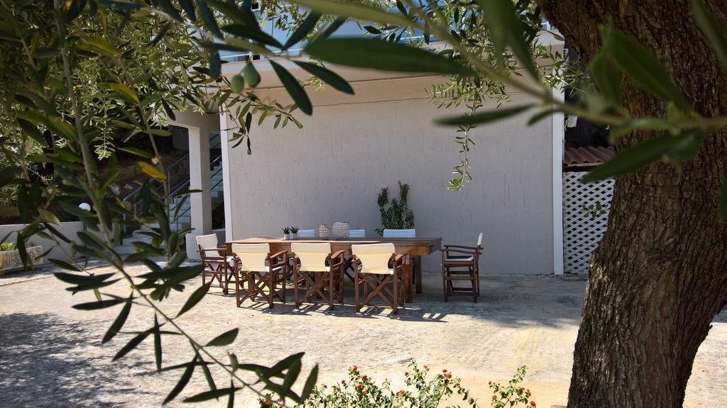 Malibu Studios & Apartments لاسي المظهر الخارجي الصورة