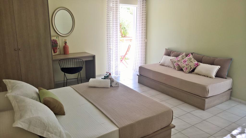 Malibu Studios & Apartments لاسي المظهر الخارجي الصورة